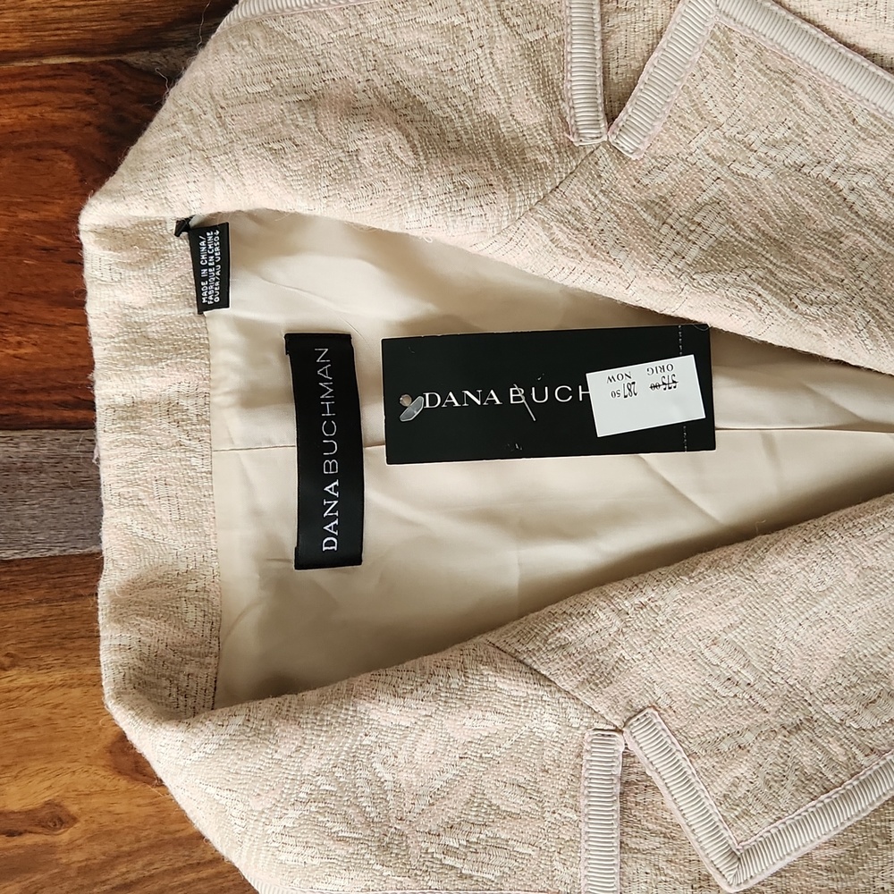 Gorgeous Dana Buchman Amazing Ladies Blazer Size 8, NWT - Picture 11 of 11